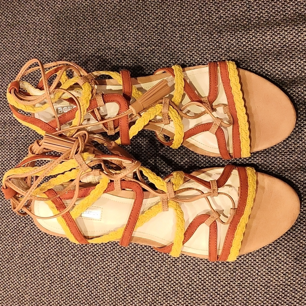 BCBGeneration Women's VANDA Lace-Up Wedge Sandal